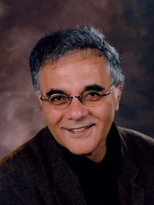 লেখক : মাহমুদ মামদানি