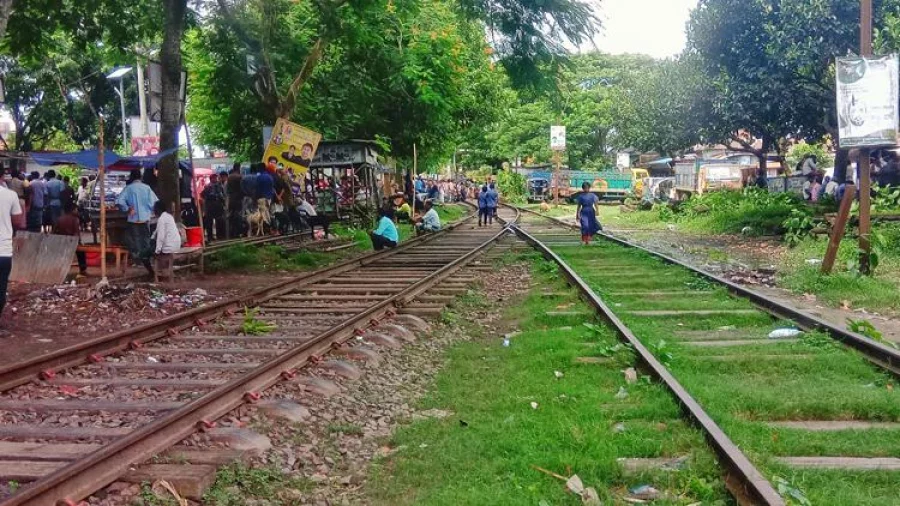 ছবি: গোয়ালন্দ ঘাট রেল স্টেশন