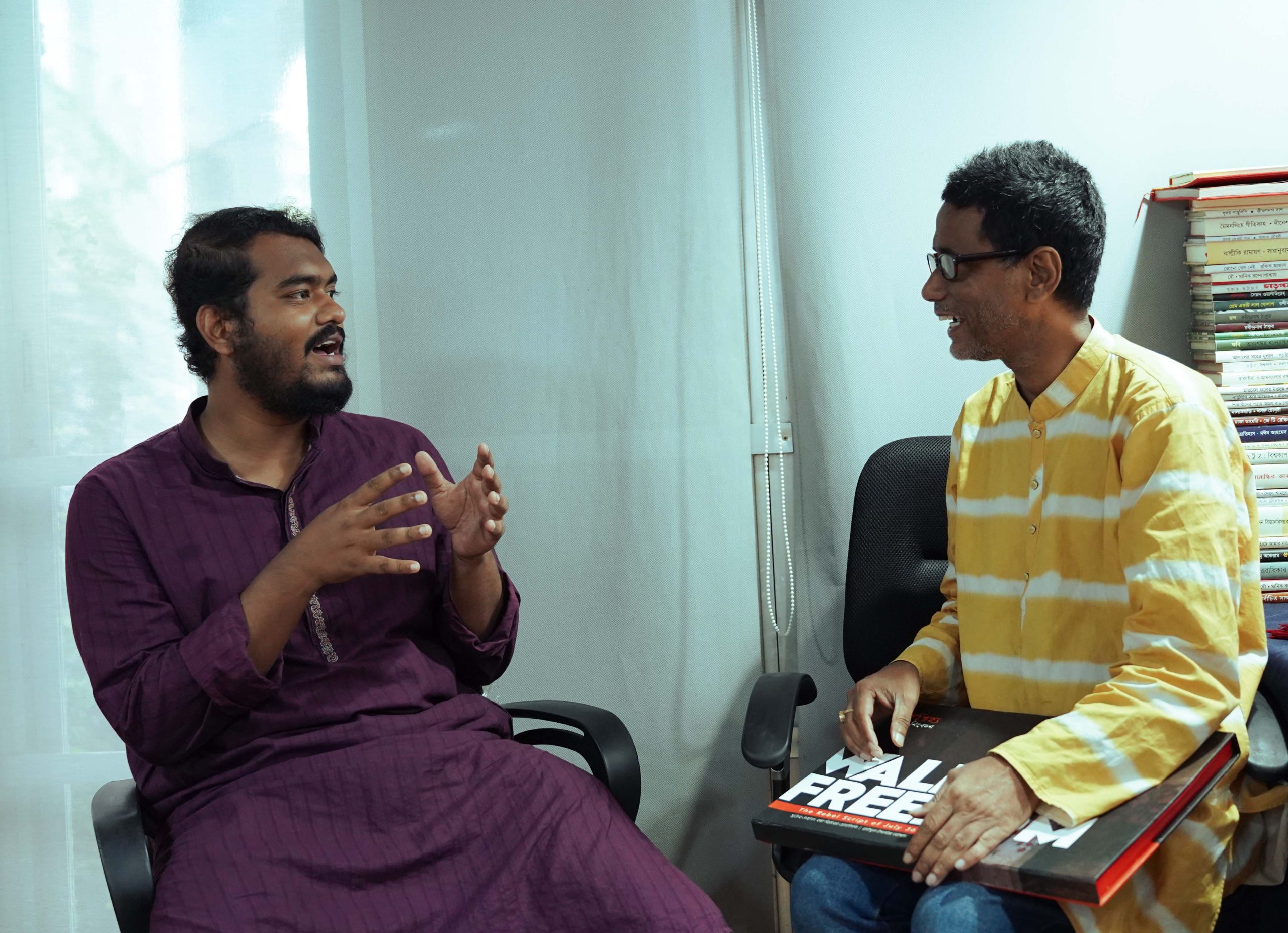ছবি : কথা বলছেন রাইসুল ইসলাম আসাদ